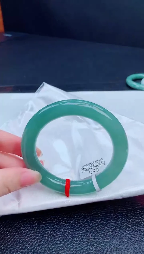 翡翠手镯未镶嵌缅甸天然翡翠A货手镯