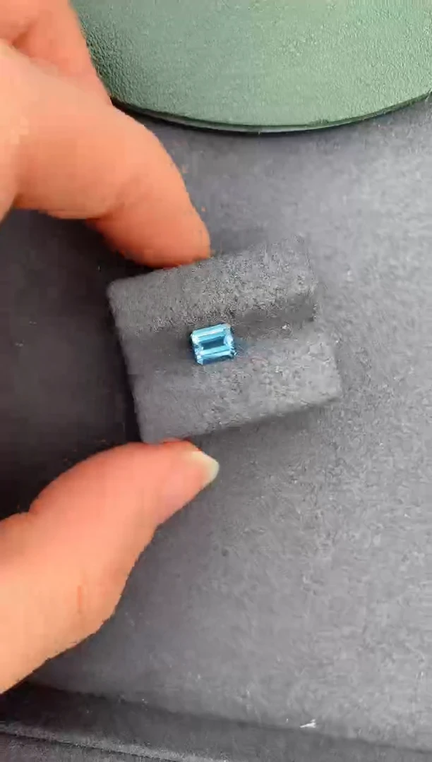 【闪购商品】海蓝宝石裸石未镶嵌78分海蓝宝石