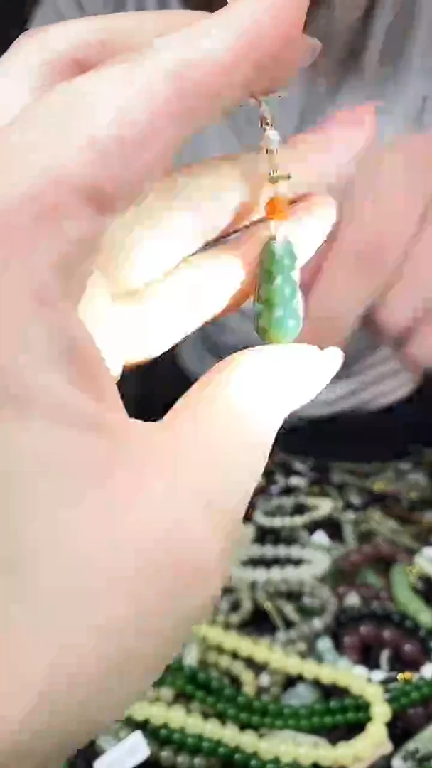 颈饰未镶嵌和田玉多样性发货，拍一发一