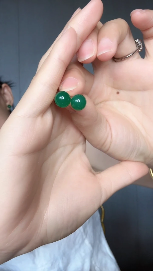 玛瑙/玉髓耳钉未镶嵌925银针绿玉髓耳钉