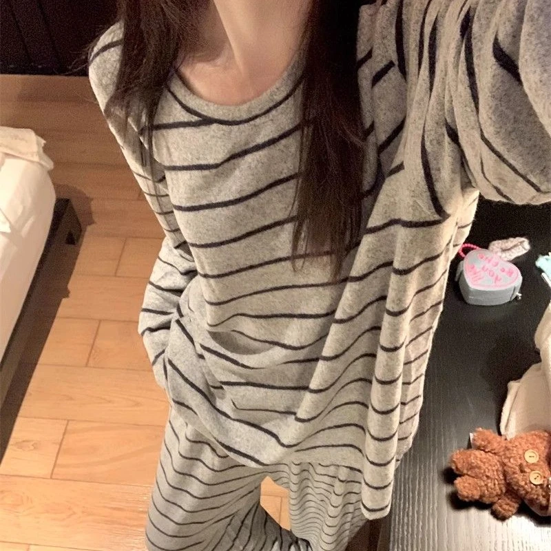 25年新款睡衣女春秋季保暖韩版简约条纹德绒家居服套装学生慵懒风