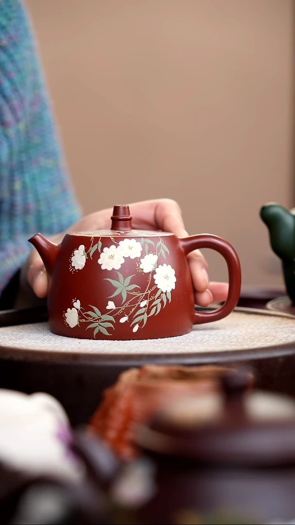 茶壶紫砂朱泥汉铎泥绘白花