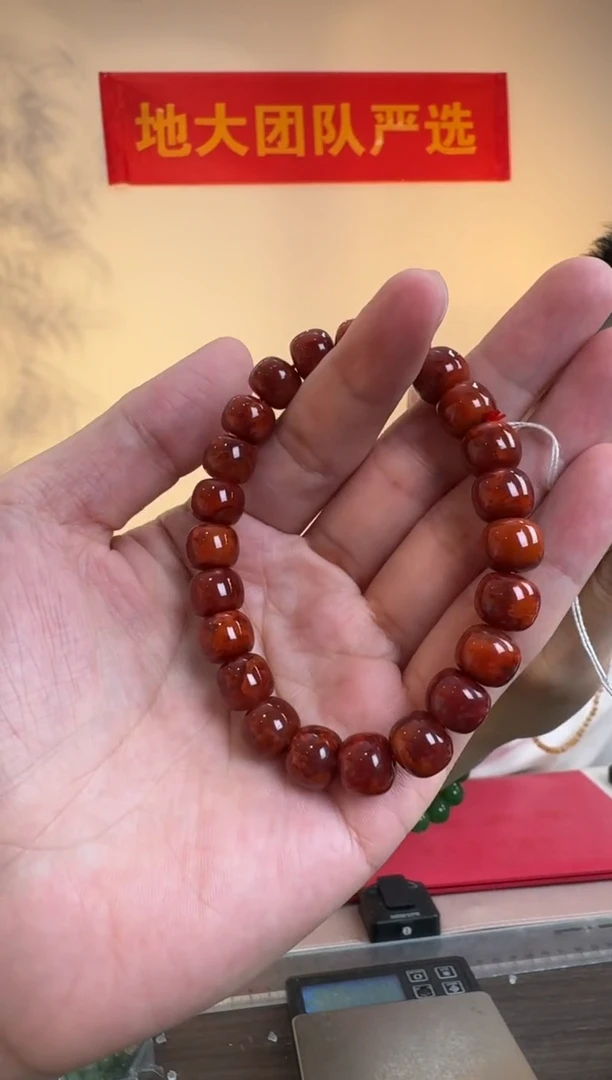 南红玛瑙手串未镶嵌南红满肉老型珠单圈约9*8mm