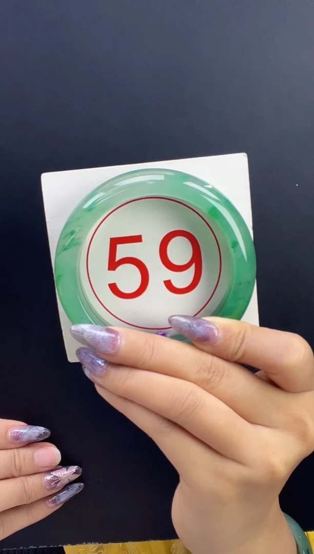 未镶嵌手镯石英质玉119