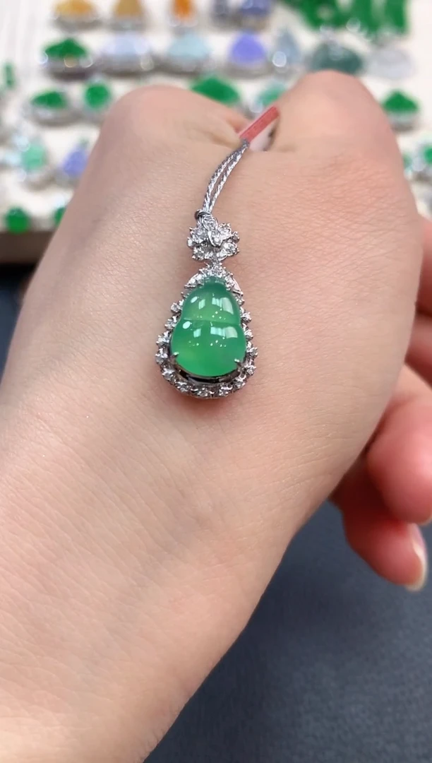 【闪购商品】翡翠吊坠(不含链)18K金镶嵌b30   多样性一件发货