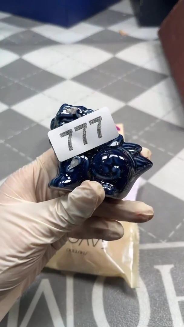 瓷片陶瓷如图所示周边