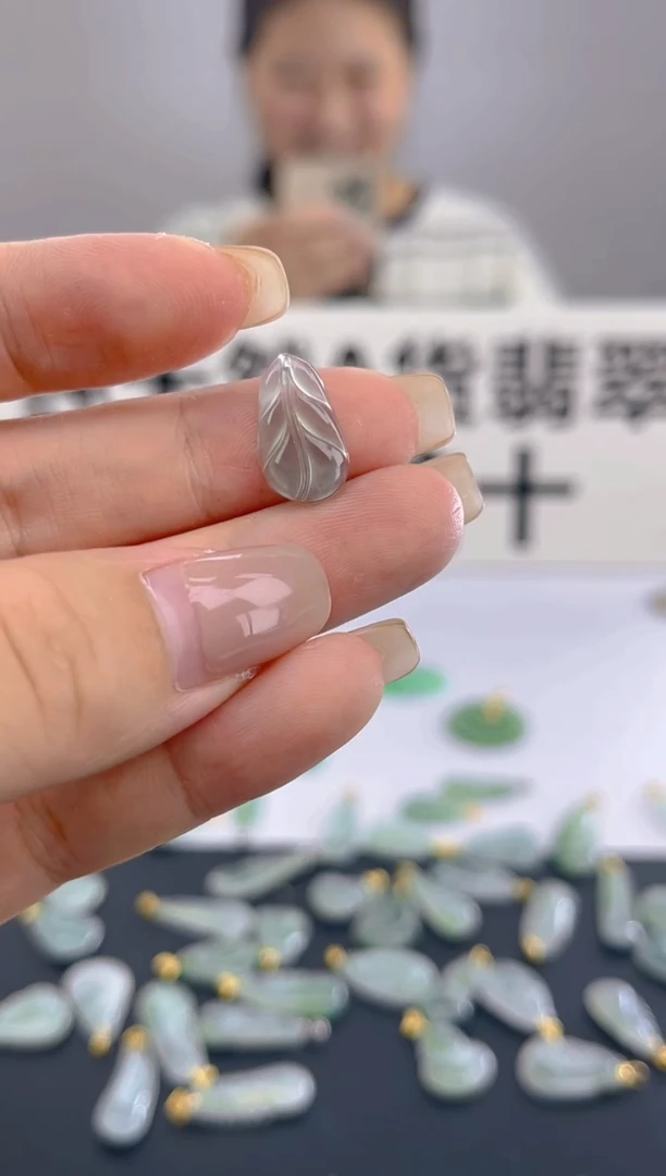 颈饰未镶嵌翡翠三**泰天然A货翡翠