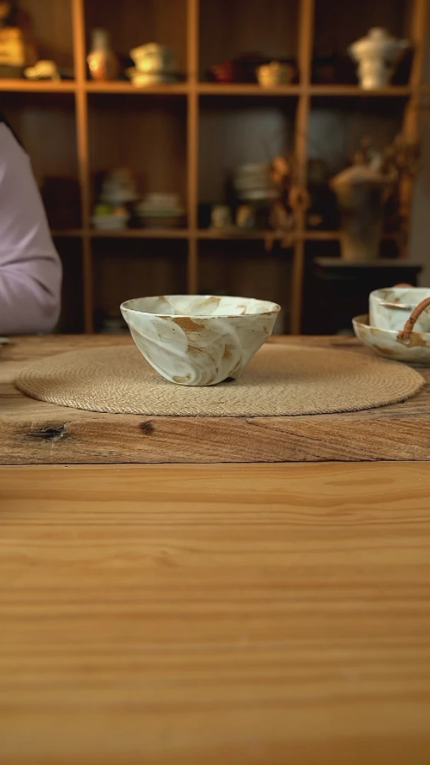 福利粉影系列的三脚碗1个