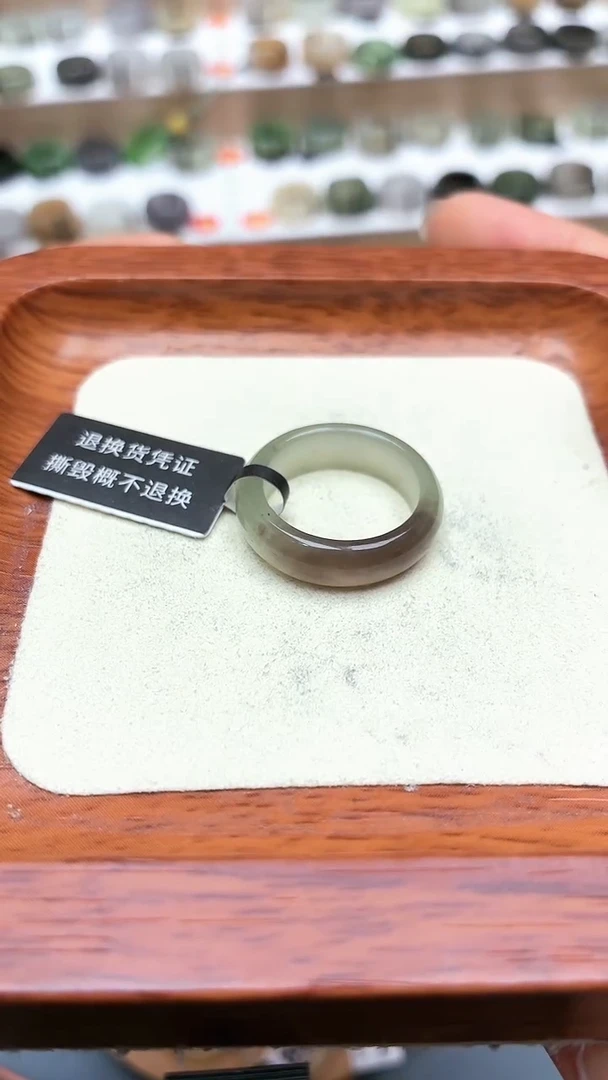 未镶嵌戒圈和田玉念**余15号