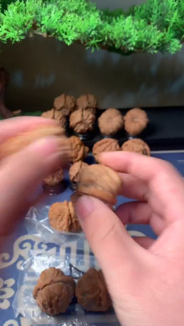 【闪购商品】文玩核桃吊坠40蛤蟆头