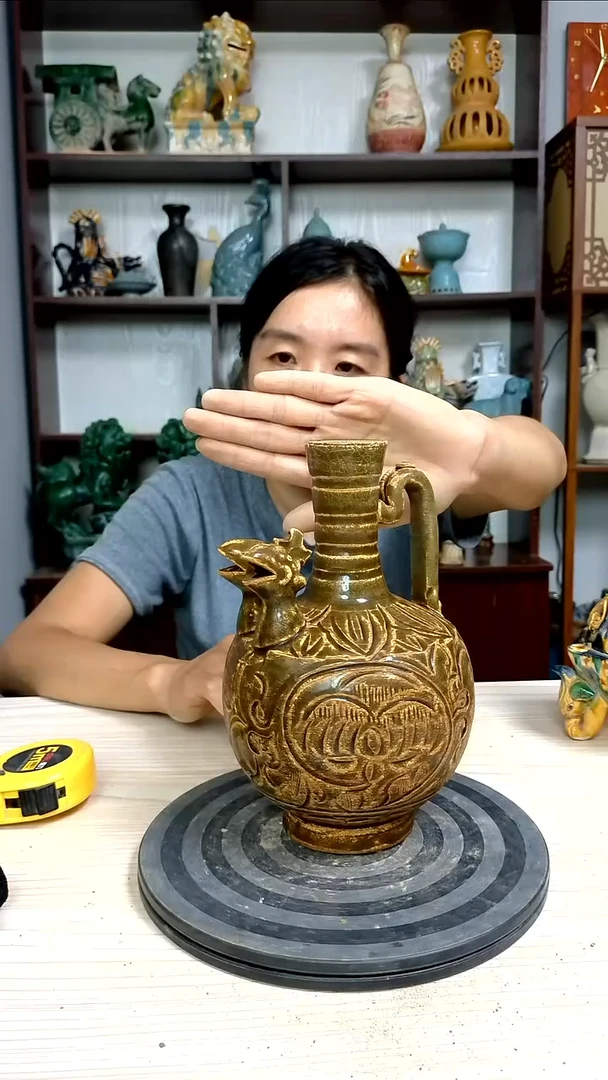 经典精美复古风格瓷器