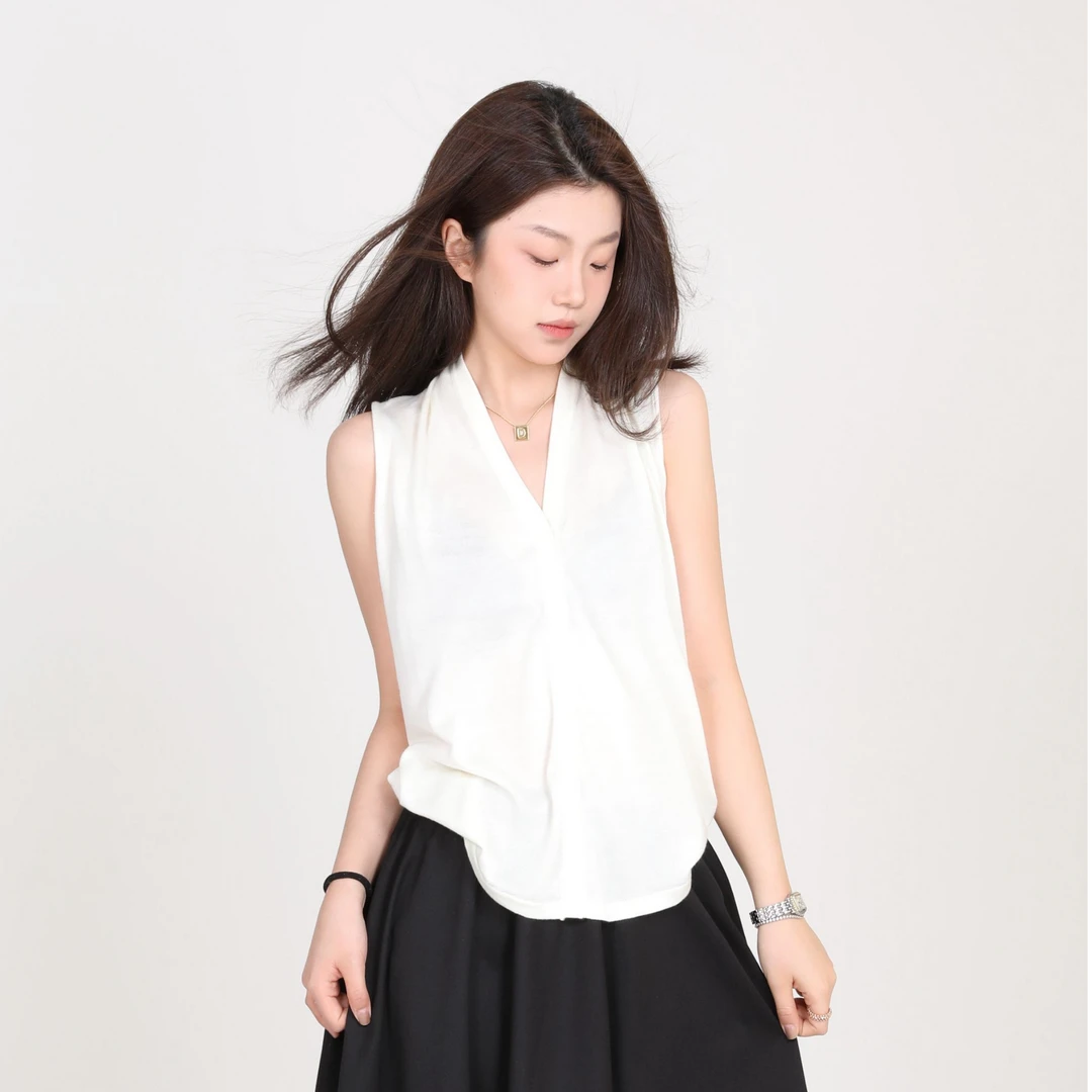 “堆堆领背心”|夏季轻薄v领气质内搭休闲遮肉针织无袖短款吊带上衣