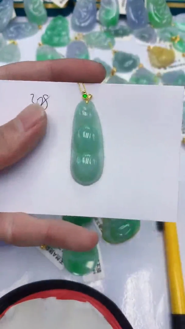 颈饰未镶嵌翡翠1111111