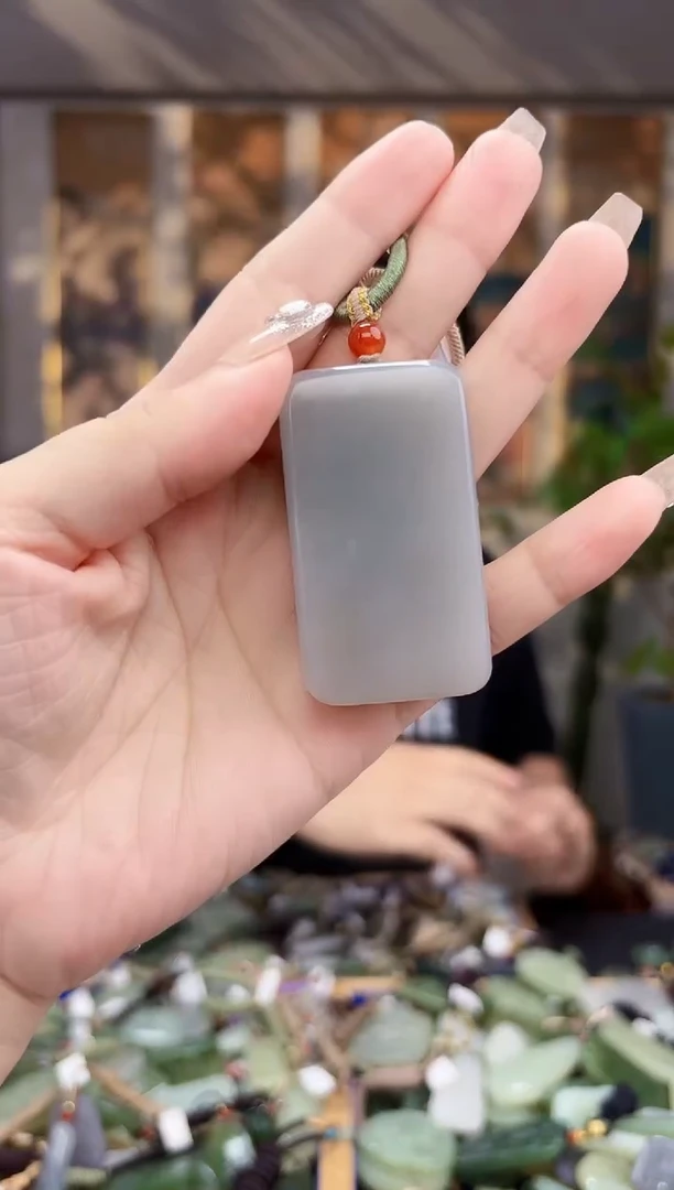 和田玉未镶嵌挂件拍一发一