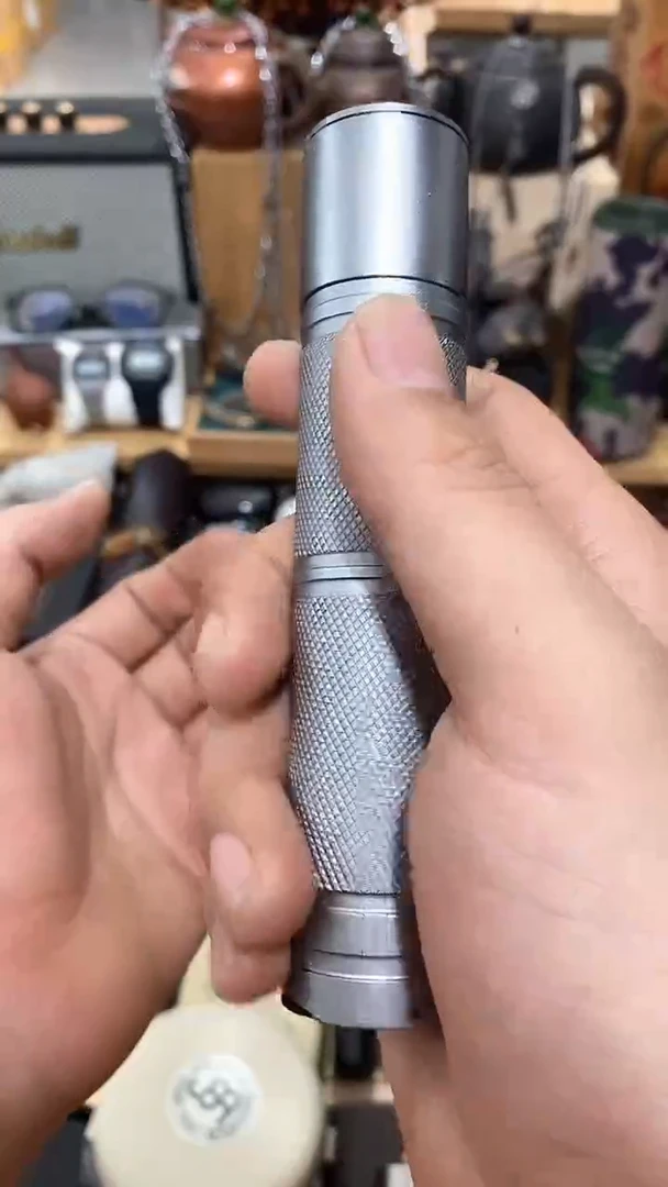 瓷片闪购商品 如图所示