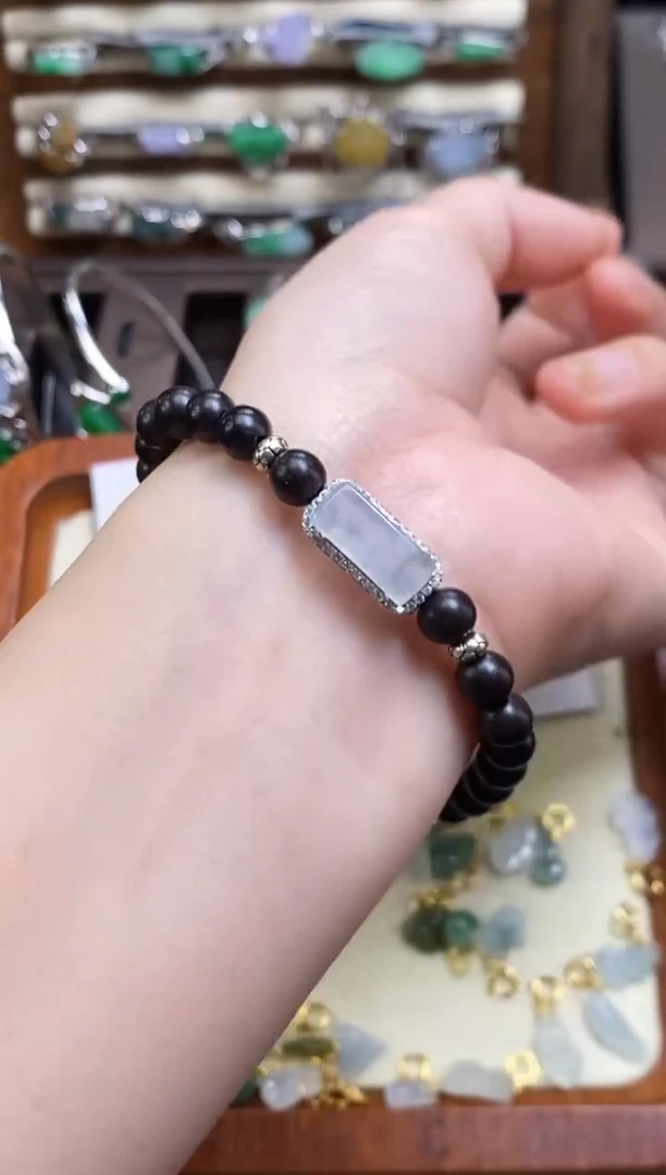 颈饰银S925镶嵌翡翠18016