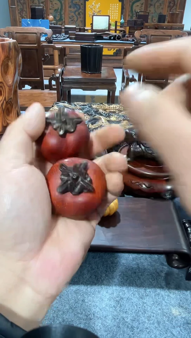 【闪购商品】木典藏老郑木器苹果手把件