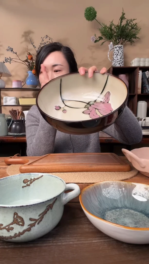 9英寸木兰紫大汤碗微瑕