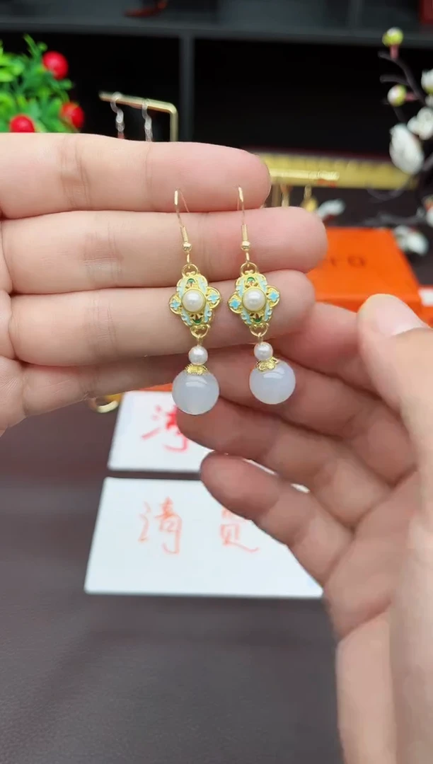 玛瑙/玉髓耳饰银S925镶嵌325000