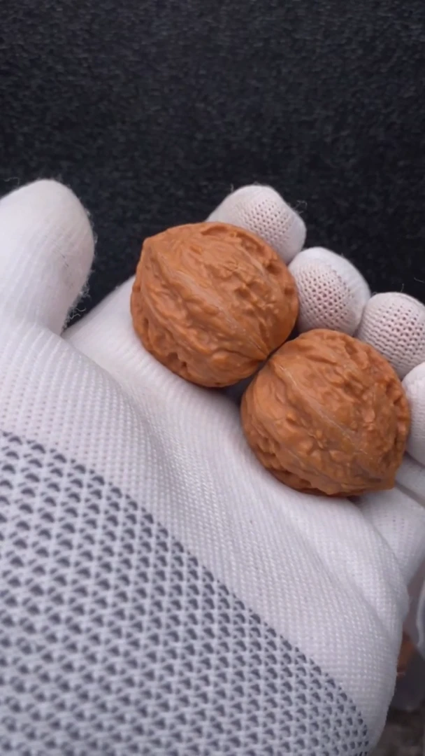 【闪购商品】文玩核桃把件野核111