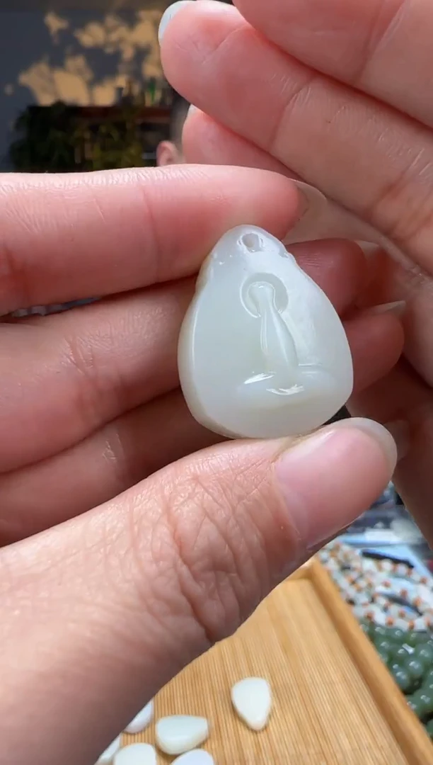 【闪购商品】和田玉颈饰未镶嵌拍一发一多样性发货