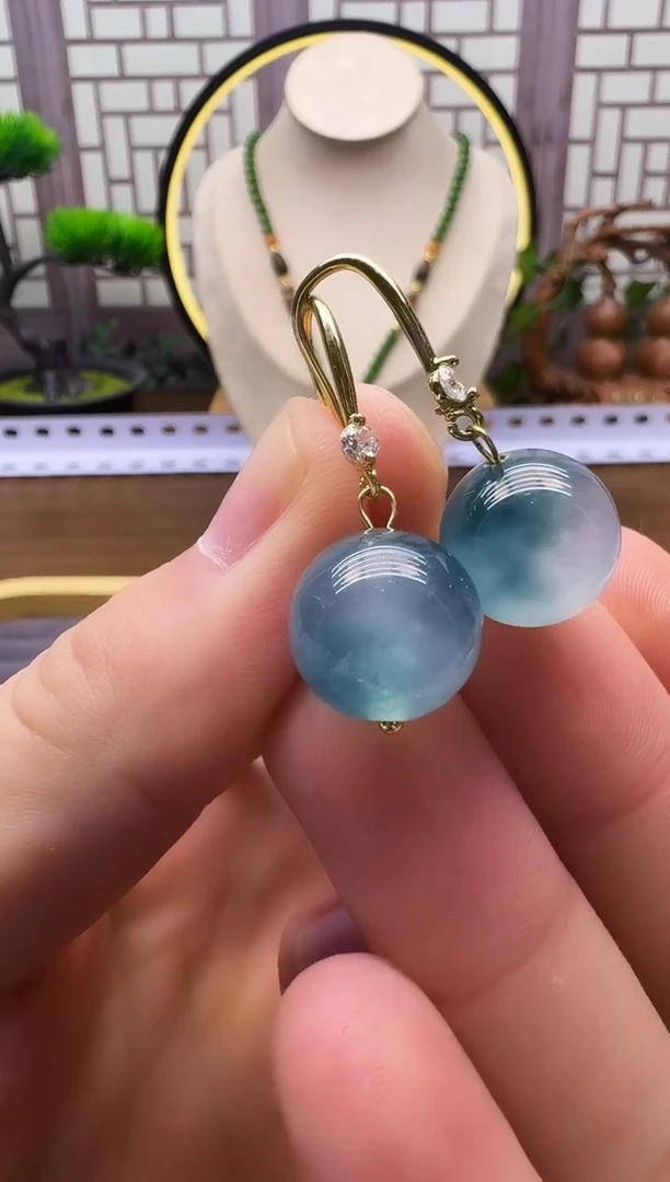 14K金镶嵌翡翠耳饰E51