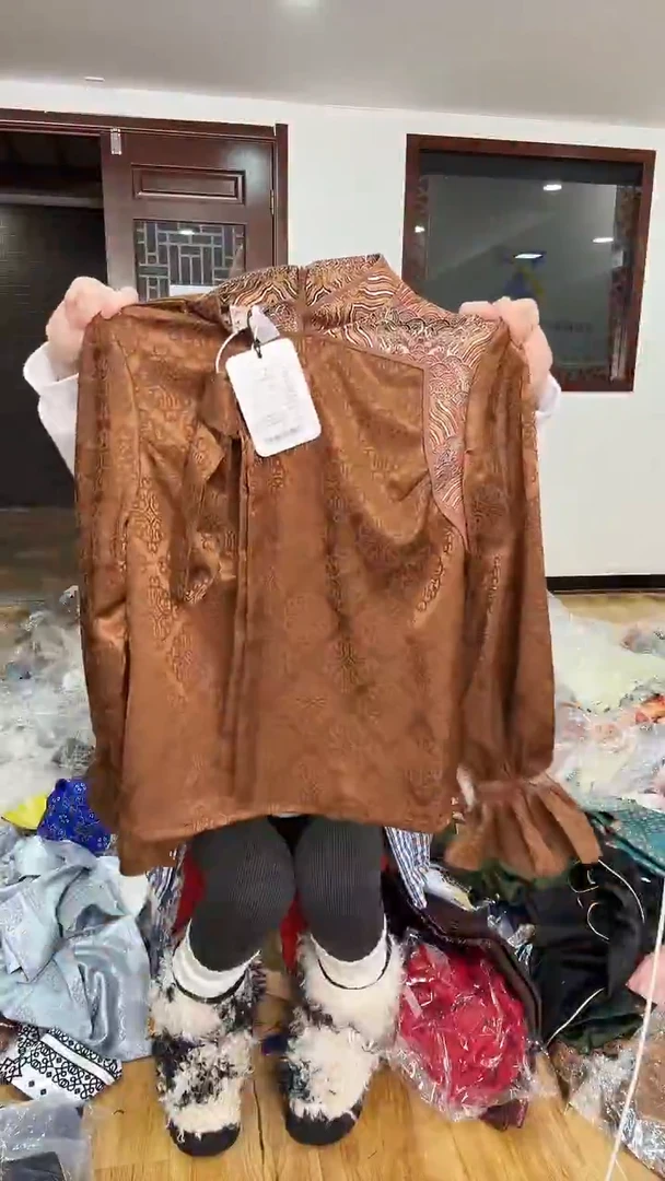 2XL码    125-135斤  衬衣