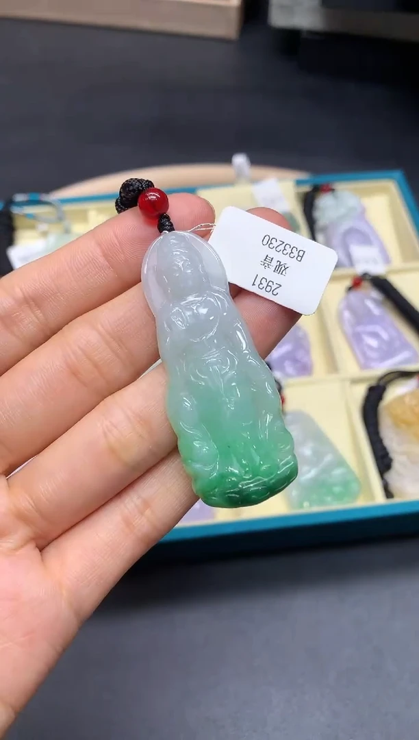 【闪购商品】定制翡翠未镶嵌观音【无服务费】