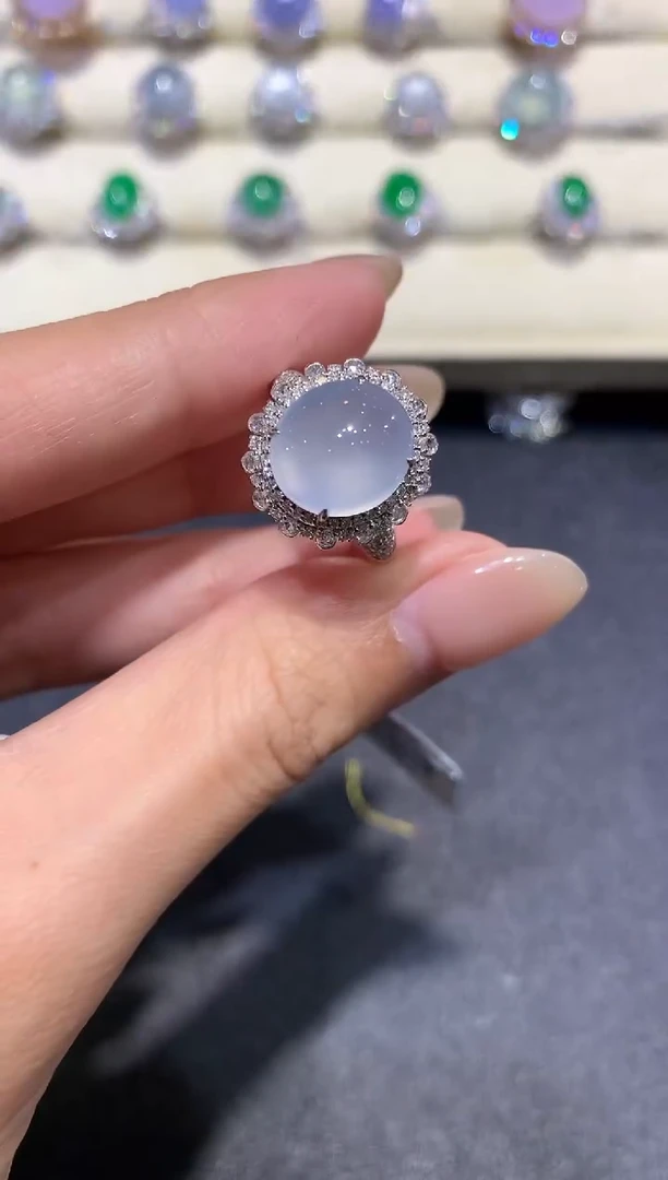 【闪购商品】翡翠戒指18K金镶嵌a276