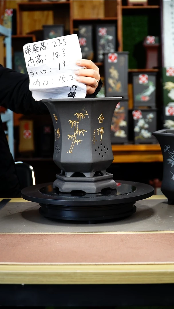 紫砂花盆紫砂花盆