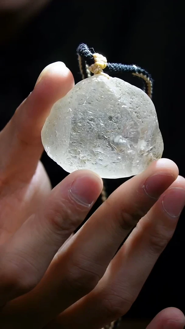 吊坠(赠链)未镶嵌水晶水晶