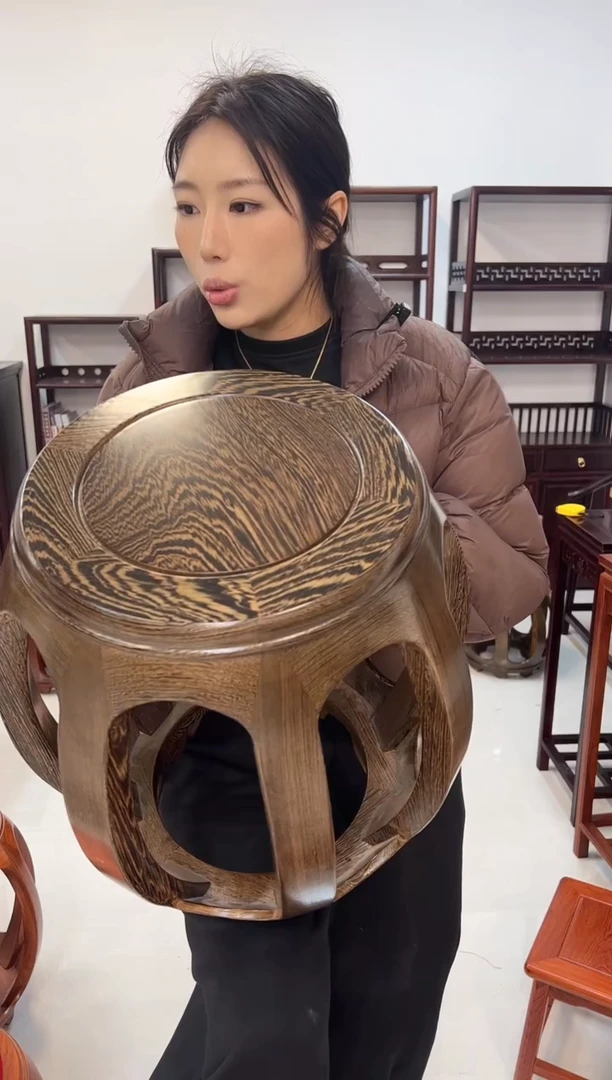 鸡翅木类家具鸡翅木大号鼓凳 假一赔四