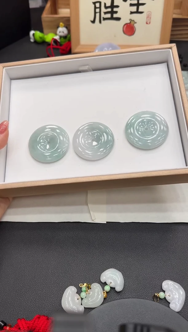 吊坠(不含链)未镶嵌翡翠ღ****࿐扣子多样性发其一