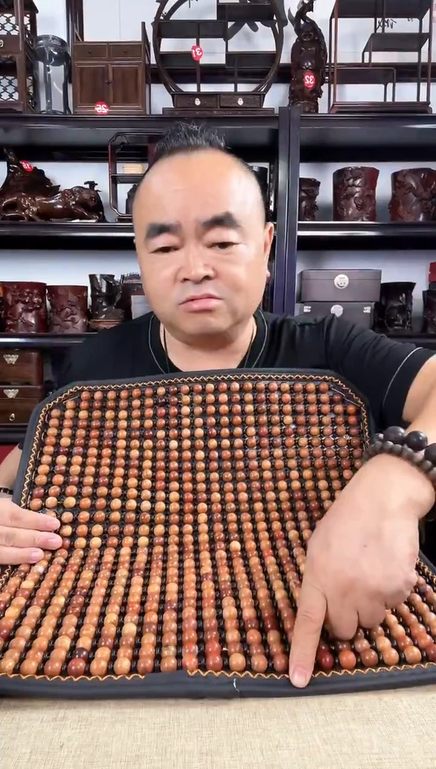 木坐垫老李红木工艺品