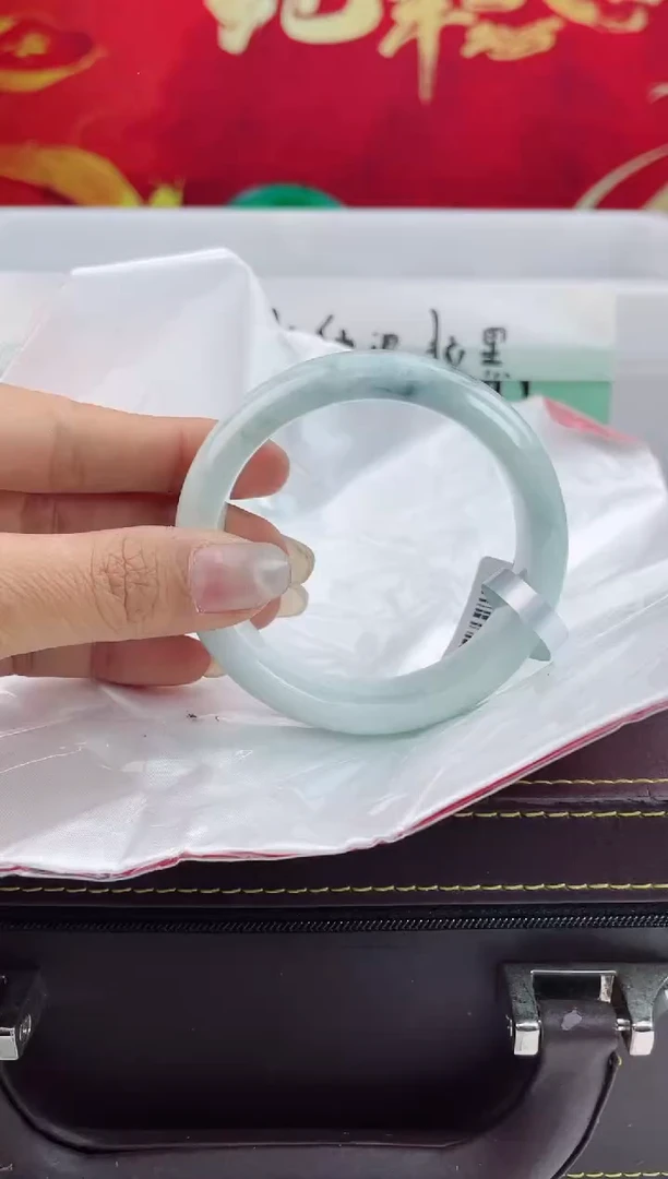 【闪购商品】翡翠手镯未镶嵌翡翠手镯（微瑕）29