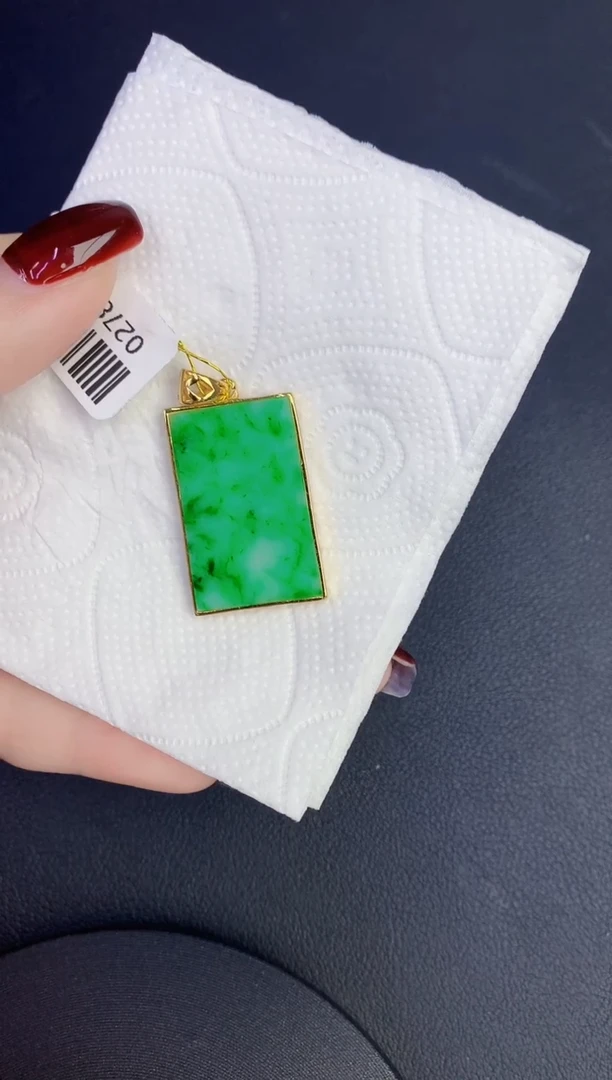 颈饰未镶嵌翡翠缅甸天然翡翠a货