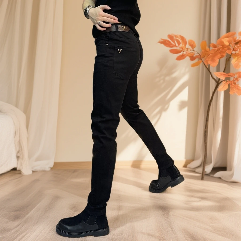 男士高级感欧货黑色牛仔裤加绒秋冬爆款2025男款小直筒黑灰牛仔裤