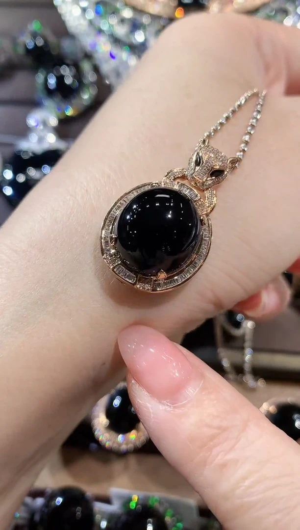 吊坠(不含链)18K金镶嵌翡翠C25