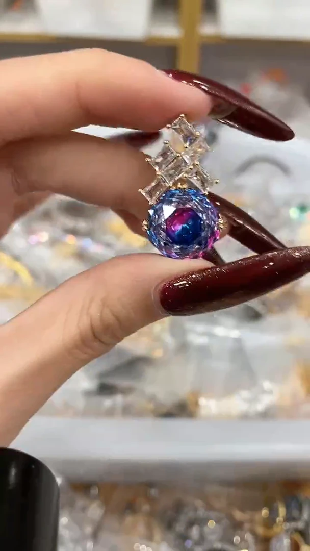 【闪购商品】合成钻石合金q693时尚气质吊坠