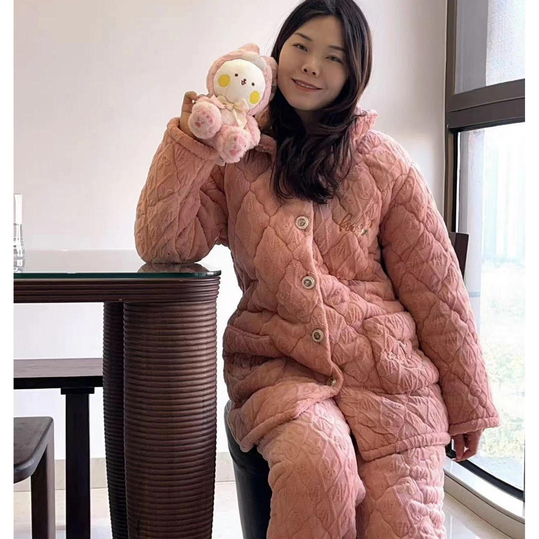 三层夹棉睡衣女秋冬2024年新款冬季加绒加厚保暖珊瑚绒家居服套装