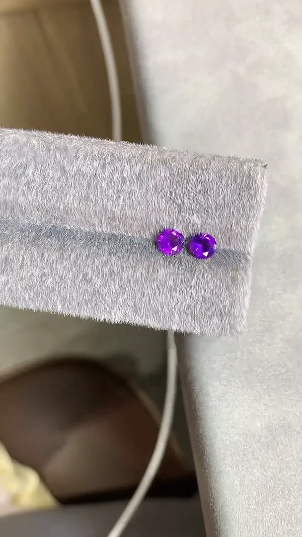 笔搁未镶嵌紫晶6裸石多样性发一颗