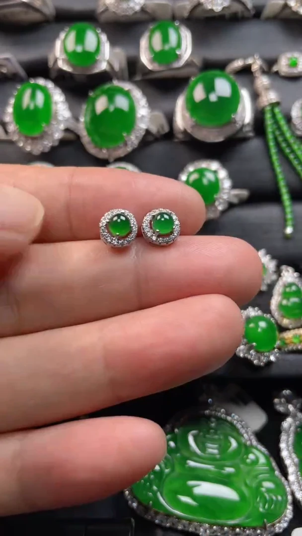 【闪购商品】翡翠耳饰银S925镶嵌翡翠