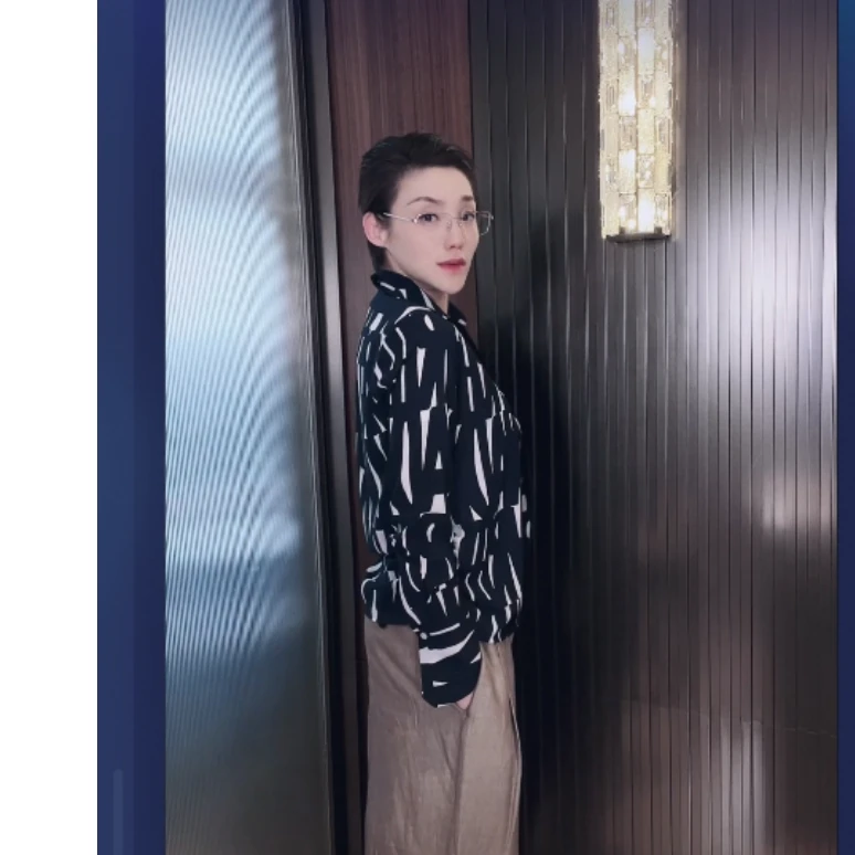 意大利客人的2025 出口订单 微弹 衬衫 CS0636