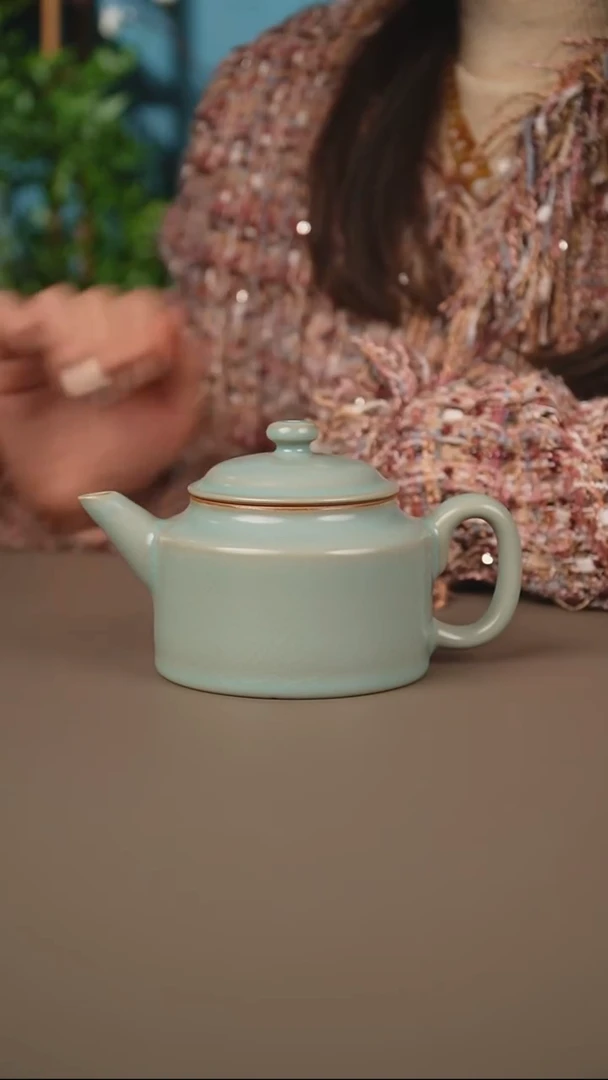 仿古天青德钟壶微暇