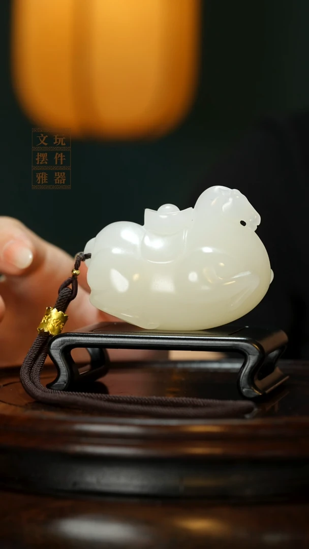 玉《马到成功》手把件摆件