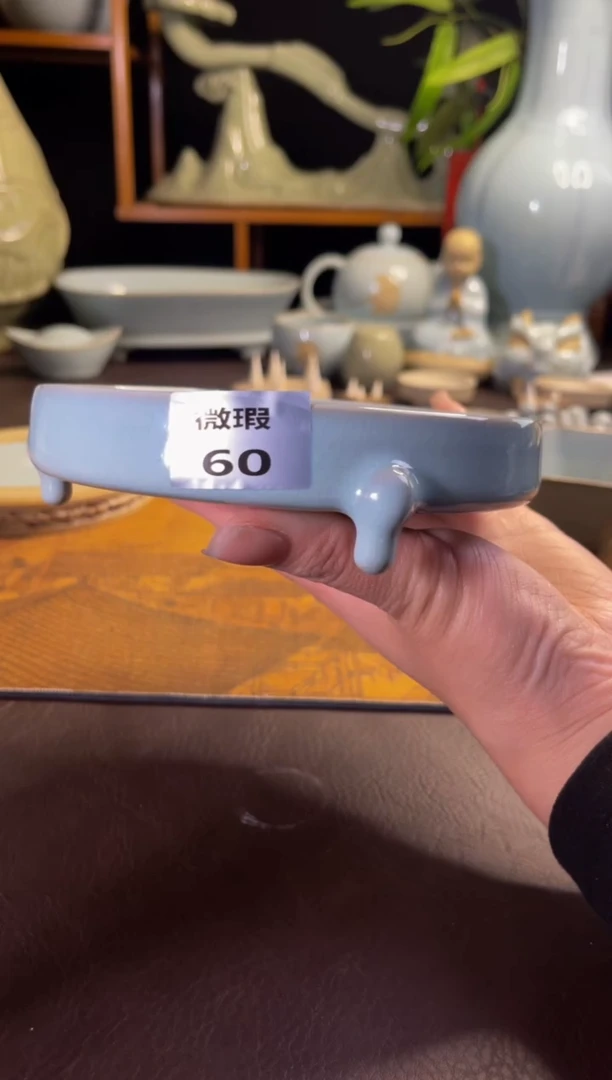 【闪购商品】摆件微瑕手工三足洗。。。