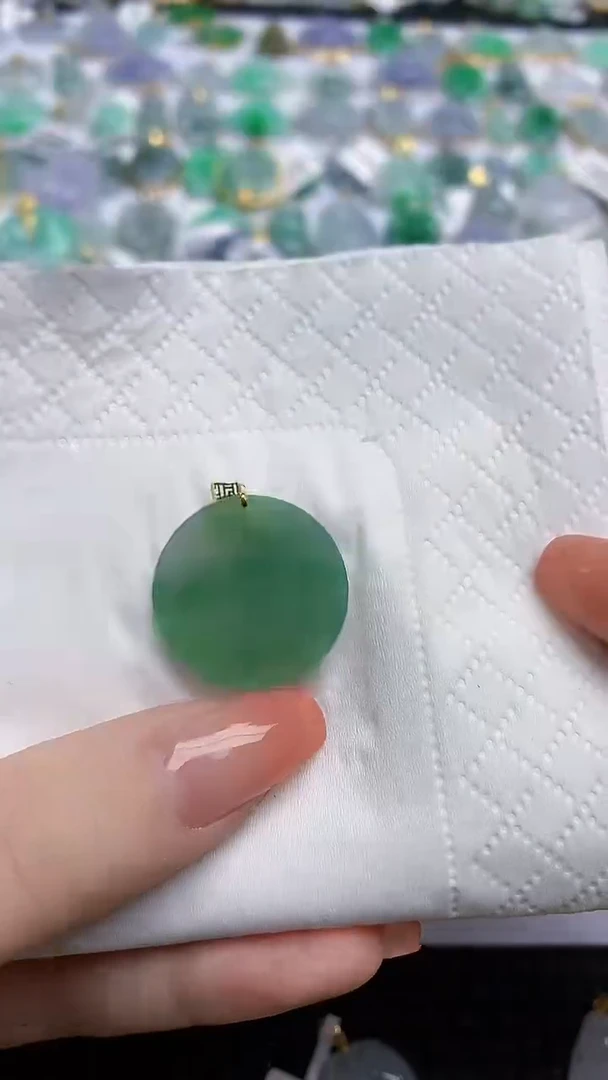 【闪购商品】翡翠颈饰18K金镶嵌天然翡翠A货