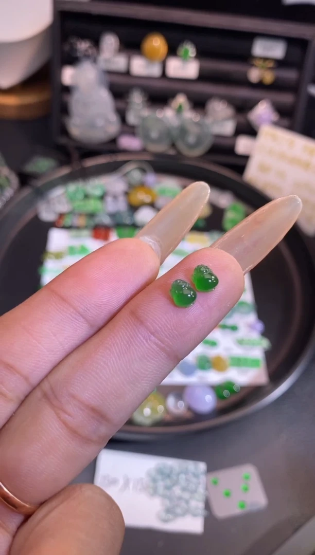 【闪购商品】翡翠挂件未镶嵌金蟾