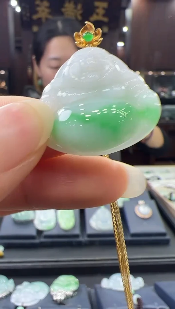 【闪购商品】翡翠挂件18K金镶嵌佛公不含链