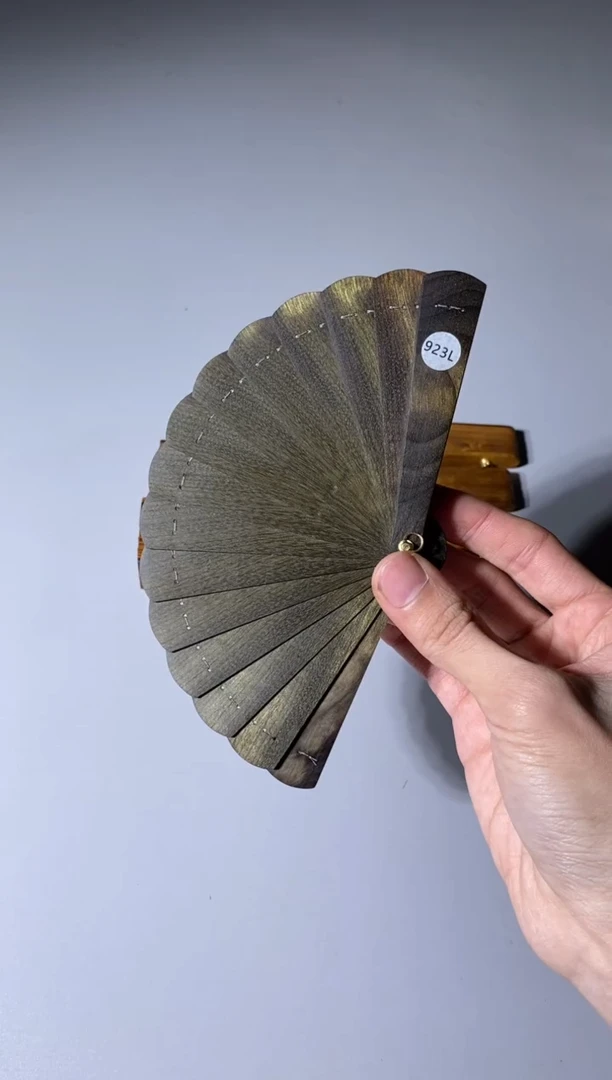 【闪购商品】金丝楠木雕823号10cm乌木金丝楠小叶桢楠掌中扇